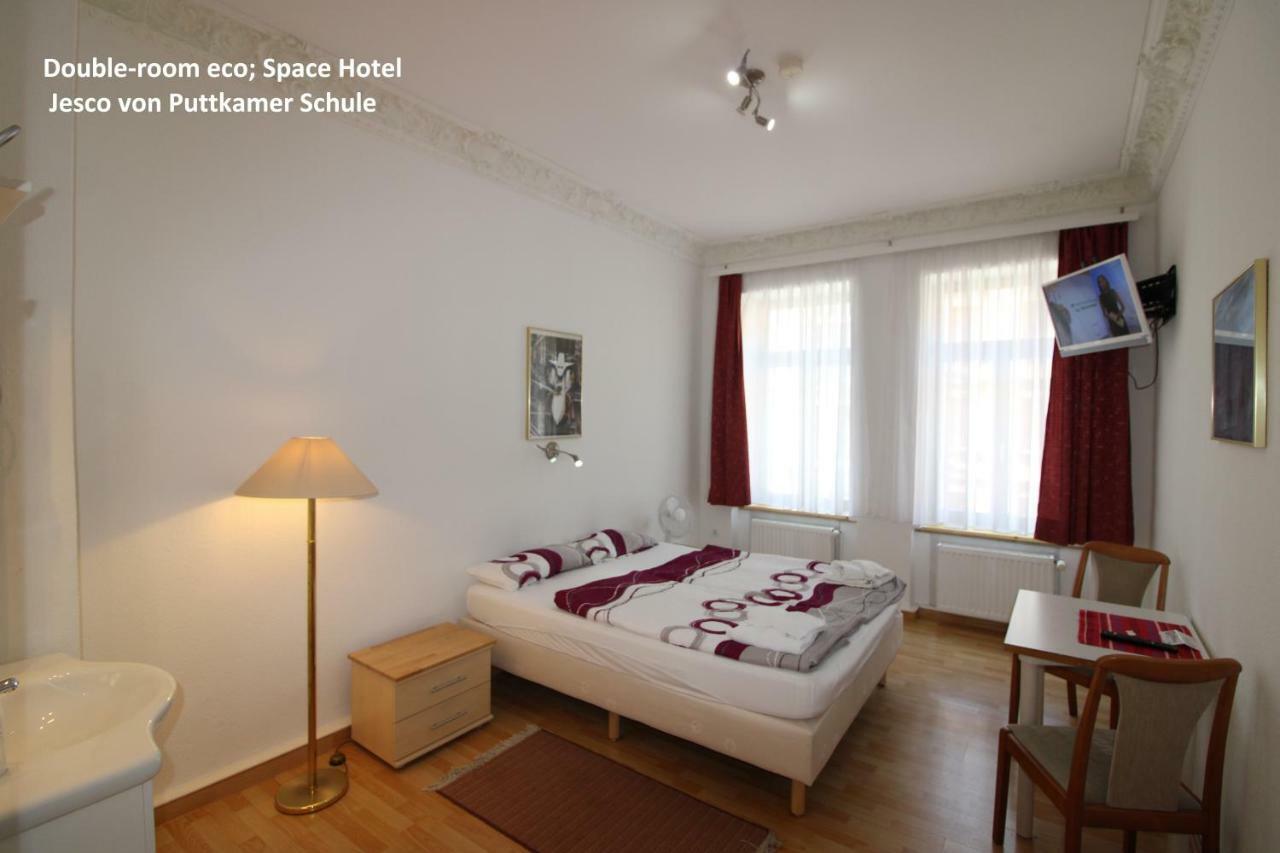 Space Hotel Im Campus Der Jvp Schule Leipzig Extérieur photo